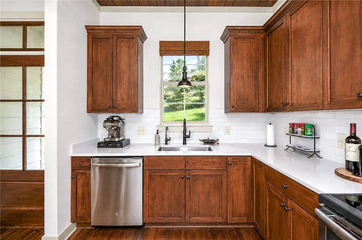 56 Loft Circle, Dadeville, Alabama 36853