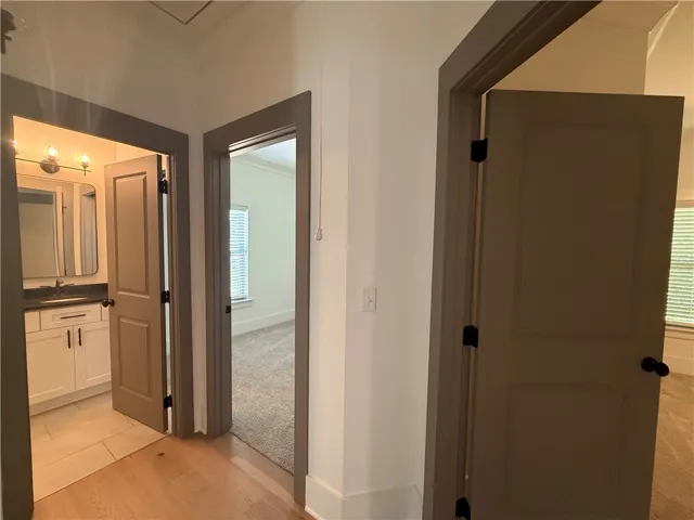 1027 E Glenn Avenue 503, Auburn, Alabama 36830