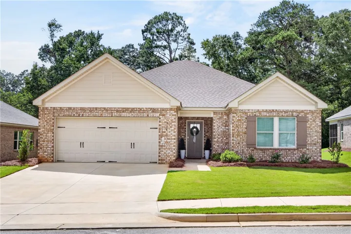 974 Great Bear Road, Opelika, Alabama 36804