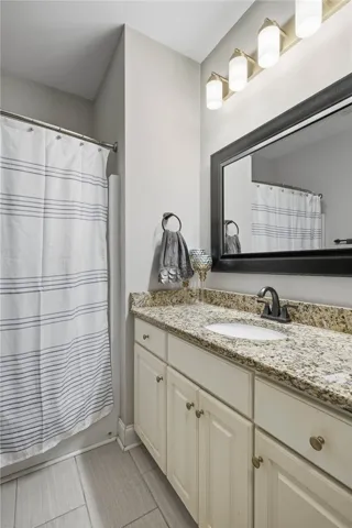 296 Solamere Lane, Auburn, Alabama 36832