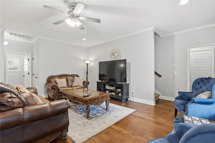 296 Solamere Lane, Auburn, Alabama 36832