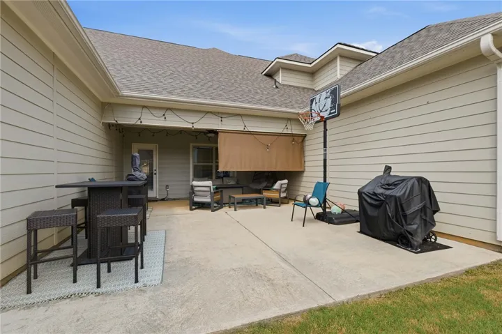 296 Solamere Lane, Auburn, Alabama 36832