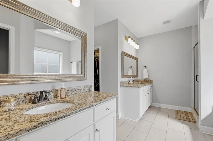296 Solamere Lane, Auburn, Alabama 36832