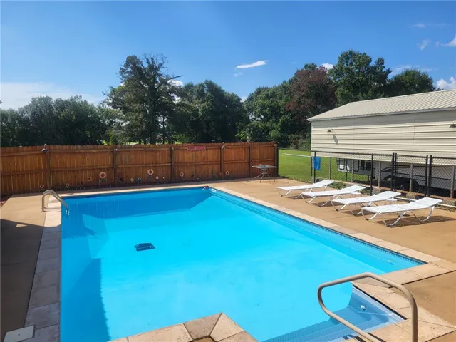 3904 34th Street Sw, Lanett, Alabama 36863