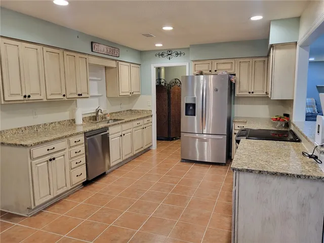 3904 34th Street Sw, Lanett, Alabama 36863
