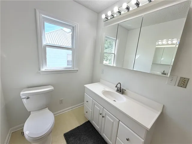 2004 32nd Street, Valley, Alabama 36854