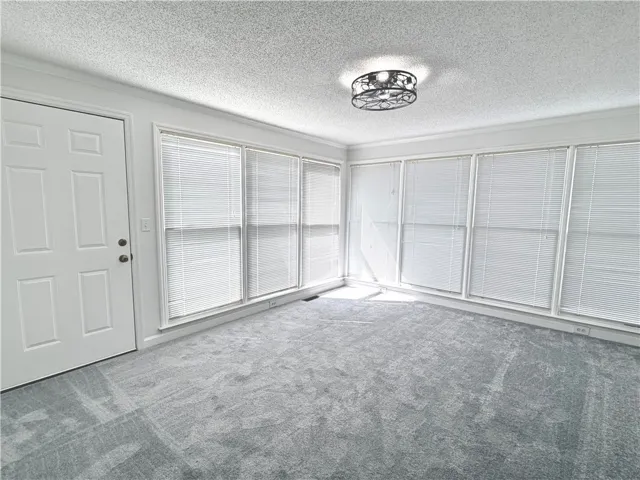 2004 32nd Street, Valley, Alabama 36854