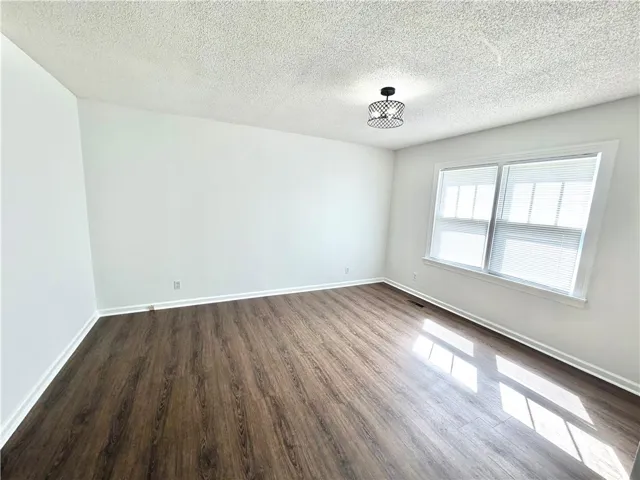 2004 32nd Street, Valley, Alabama 36854