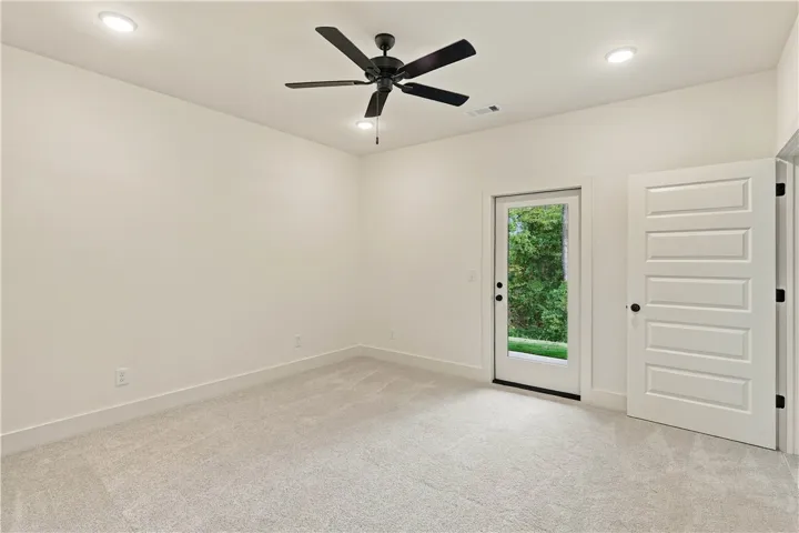 3212 Bradley Lane, Auburn, Alabama 36830