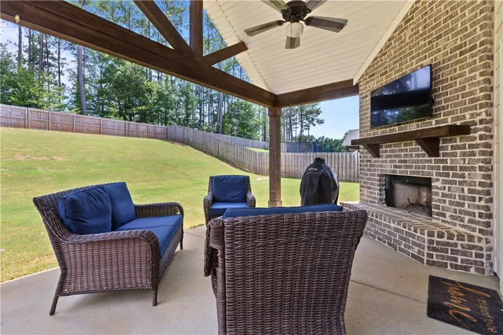 887 W Richland Circle, Auburn, Alabama 36832