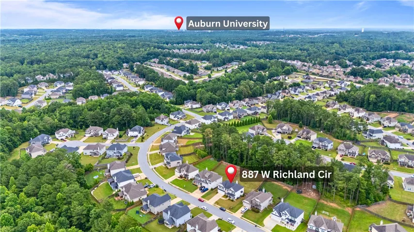 887 W Richland Circle, Auburn, Alabama 36832