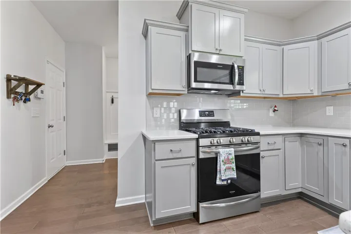 887 W Richland Circle, Auburn, Alabama 36832