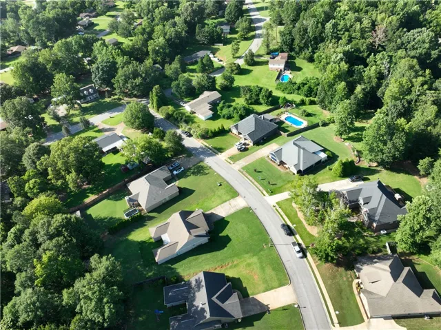 2113 Rockledge Circle, Opelika, Alabama 36801