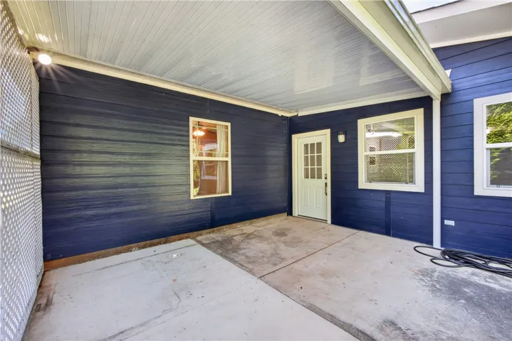 2113 Rockledge Circle, Opelika, Alabama 36801