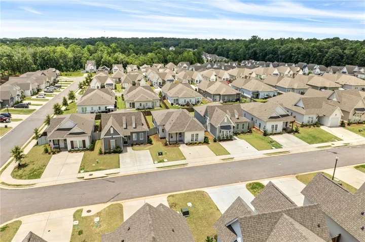 1091 Woodland Circle, Opelika, Alabama 36801