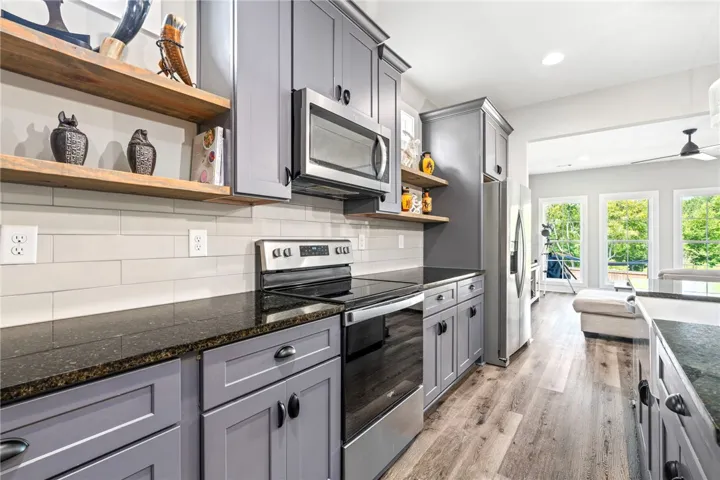 3145 Bottle Way, Auburn, Alabama 36830