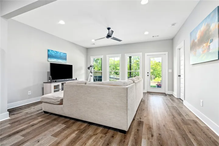 3145 Bottle Way, Auburn, Alabama 36830