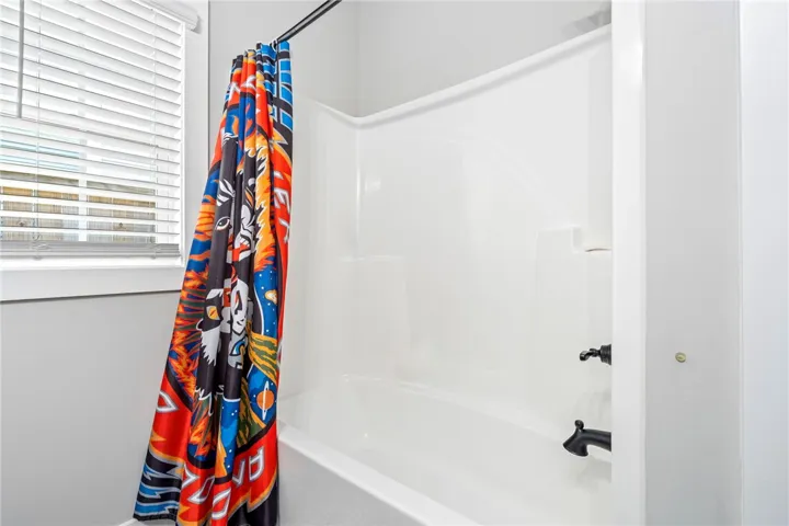 3145 Bottle Way, Auburn, Alabama 36830