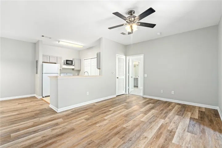 447 W Longleaf Drive 104, Auburn, Alabama 36830
