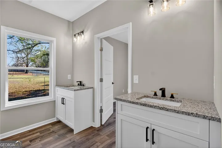 3070 Sw 15th Street, Lanett, Alabama 36863