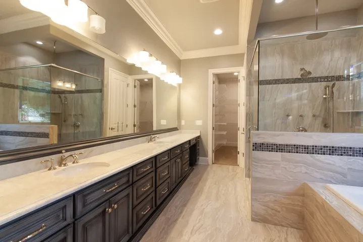 1412 Falls Crest Drive, Auburn, Alabama 36830