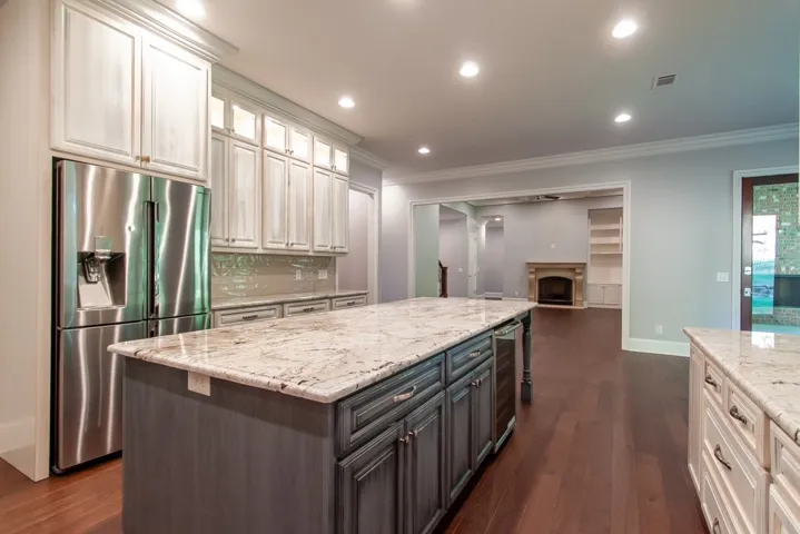 1412 Falls Crest Drive, Auburn, Alabama 36830
