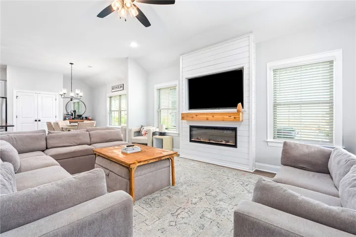 1953 Armistead Lane, Auburn, Alabama 36830