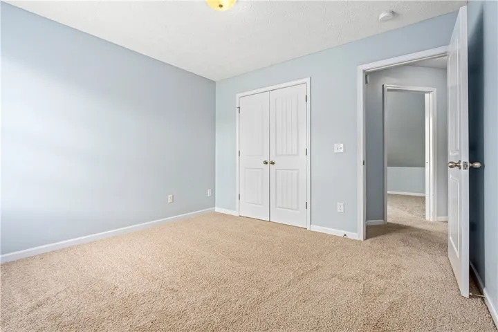 2201 Red Tail Lane, Auburn, Alabama 36879