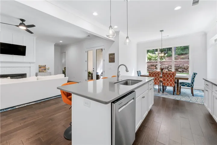 1464 Ping Court, Auburn, Alabama 36830
