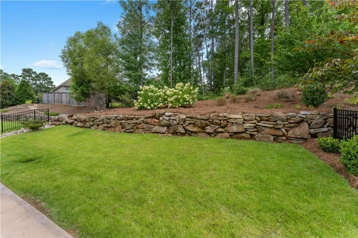 1464 Ping Court, Auburn, Alabama 36830
