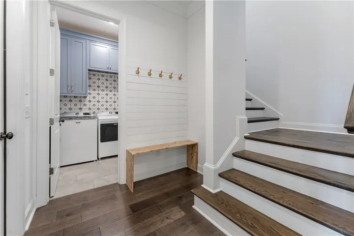 Let's go Upstairs!