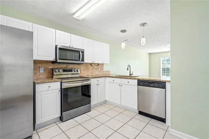 1477 N Donahue Drive 504, Auburn, Alabama 36830