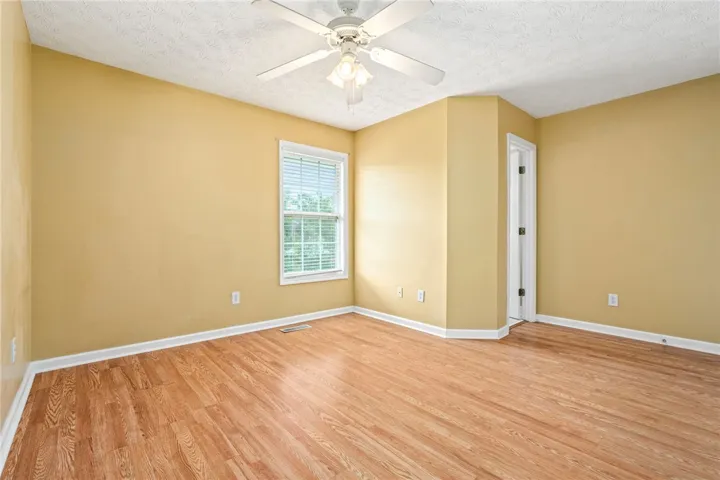 1477 N Donahue Drive 504, Auburn, Alabama 36830