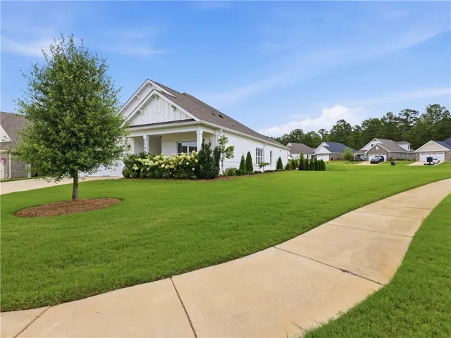 2205 Beckwith Lane, Opelika, Alabama 36081