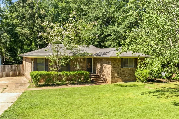 1115 Drew Lane, Auburn, Alabama 36830