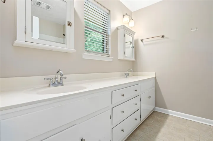 1115 Drew Lane, Auburn, Alabama 36830