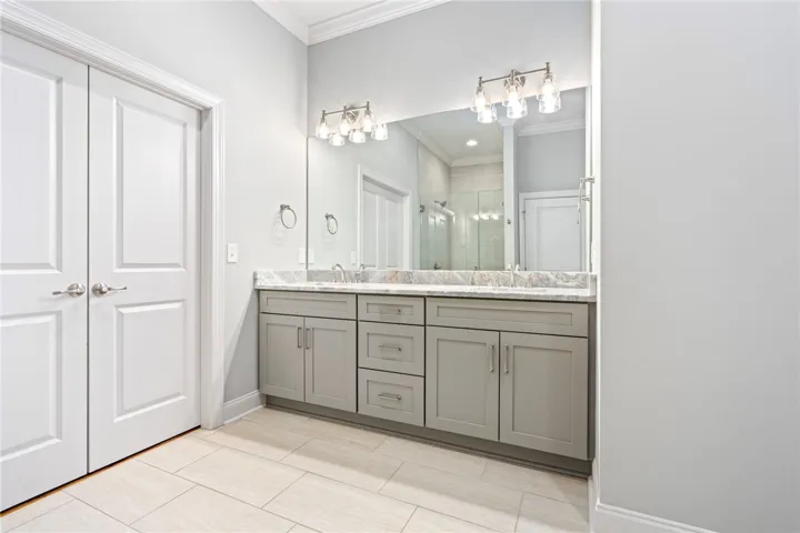3024 Lakewood Lane, Opelika, Alabama 36801