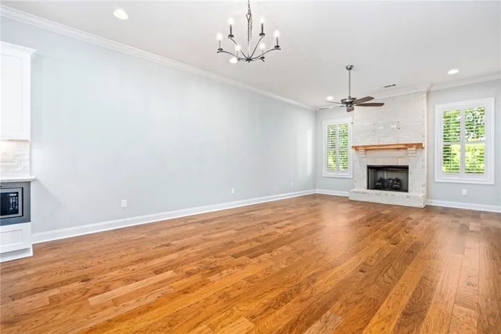 3024 Lakewood Lane, Opelika, Alabama 36801