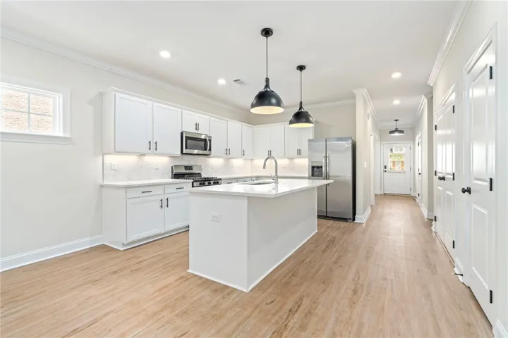 628 Thornberry Drive, Auburn, Alabama 36830