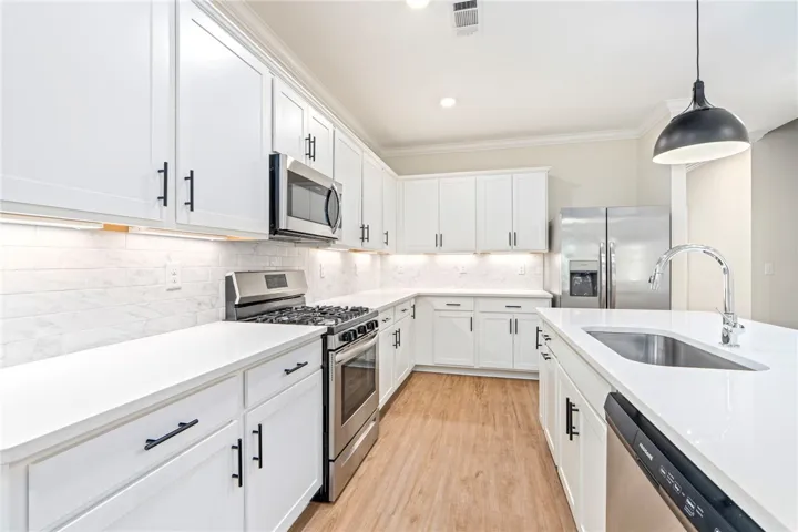 628 Thornberry Drive, Auburn, Alabama 36830