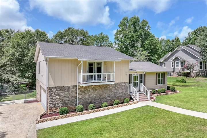 1802 Briarwood Lane, Opelika, Alabama 36801