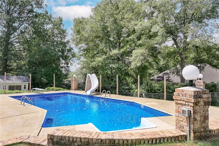 1802 Briarwood Lane, Opelika, Alabama 36801