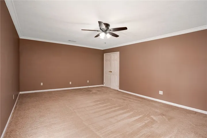 1802 Briarwood Lane, Opelika, Alabama 36801