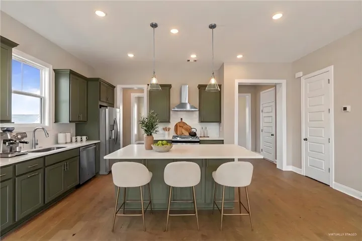 305 Tundra Swann Lane, Auburn, Alabama 36832