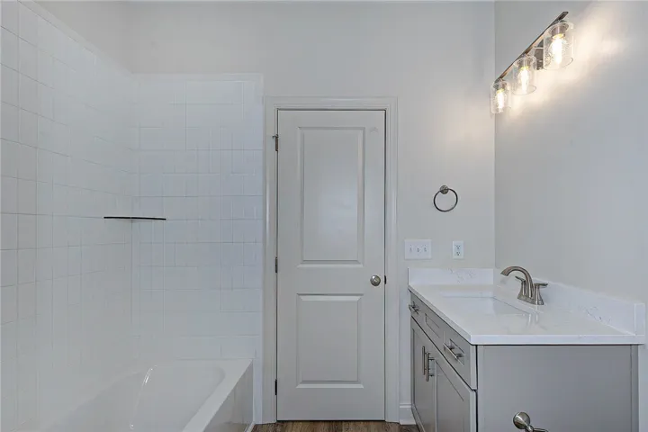 1619 Parker Creek Trail, Auburn, Alabama 36832