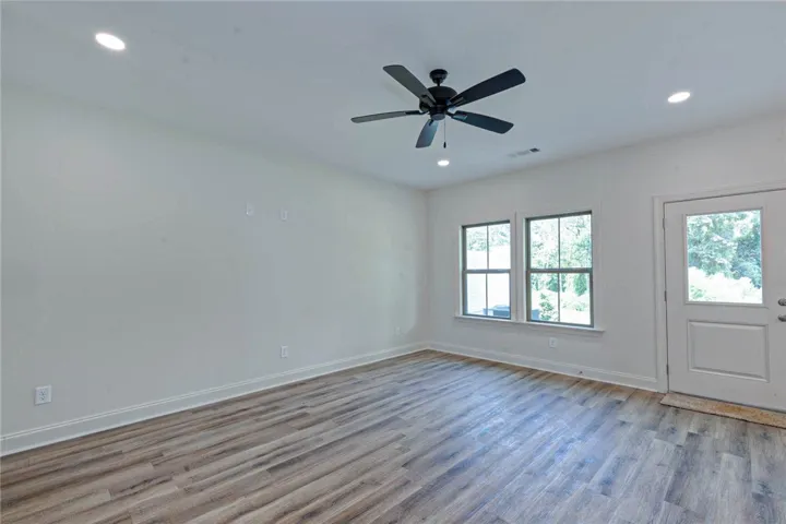 1621 Parker Creek Trail, Auburn, Alabama 36832