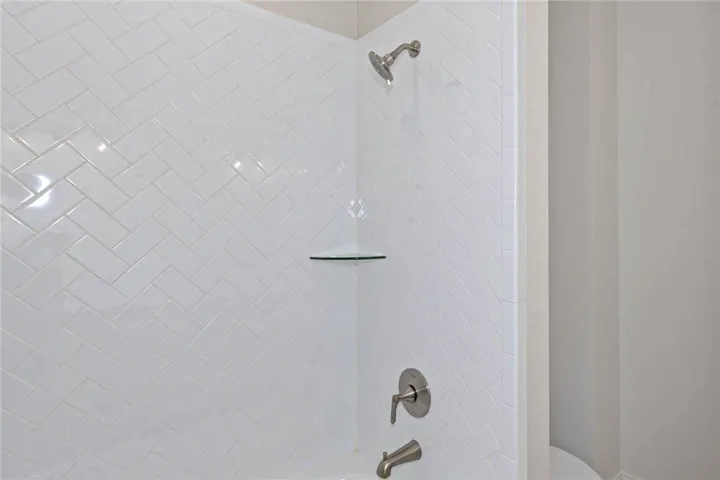 1621 Parker Creek Trail, Auburn, Alabama 36832