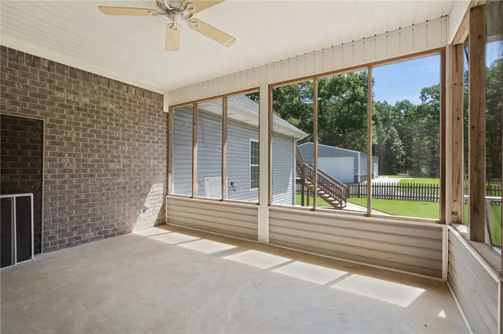 107 High Bluff Road, Gurley, Alabama 35748