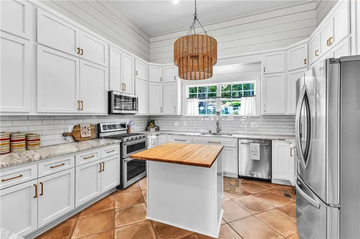 281 Windover Lane, Dadeville, Alabama 36853
