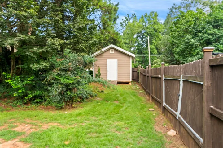 901 Cherokee Road, Auburn, Alabama 36830